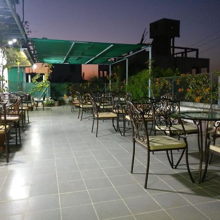 Aashiyana Inn Nashik Dış mekan fotoğraf