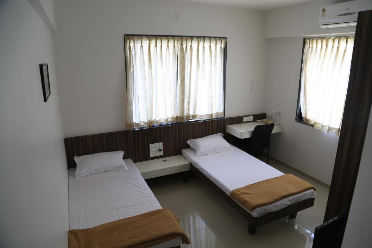 Aashiyana Inn Nashik Dış mekan fotoğraf